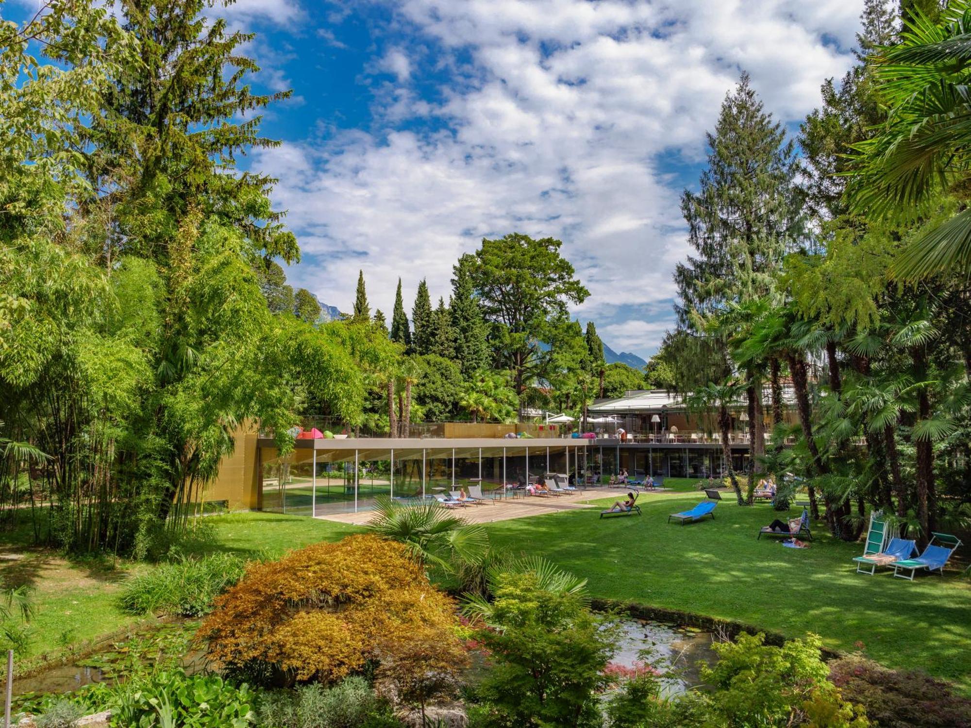 Du Lac Et Du Parc Grand Resort Riva del Garda Exteriér fotografie